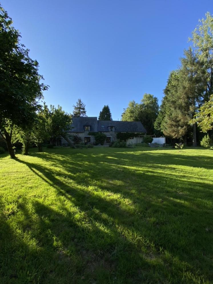 L'Hotie De Broceliande, Au Coeur Des Sites Naturels Et Legendaires Paimpont Exterior photo